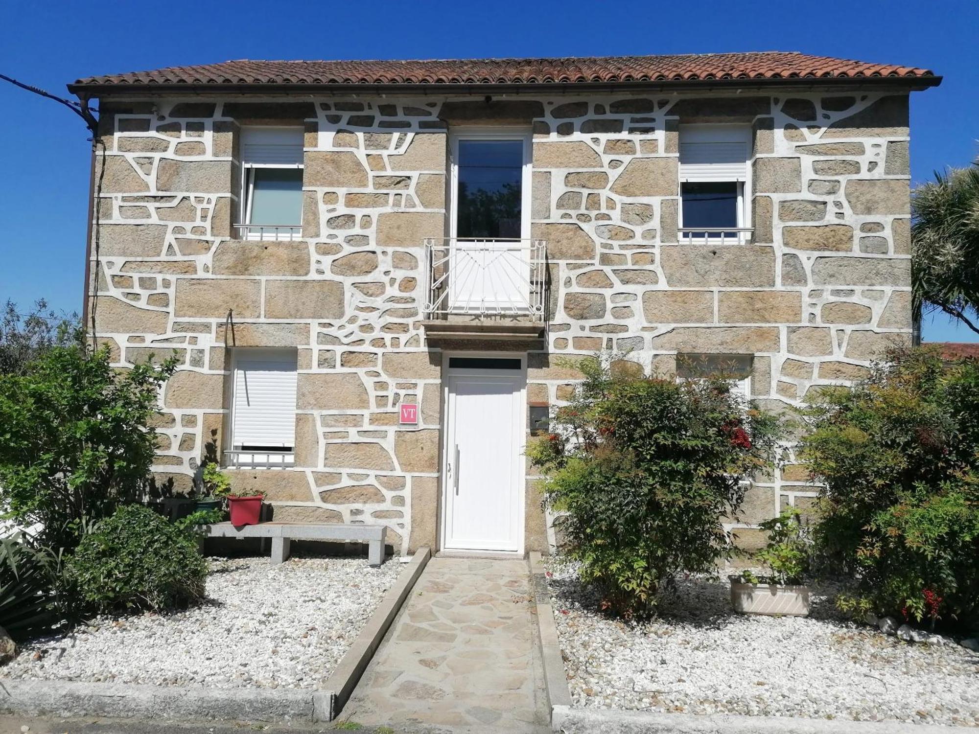 Villa Charming House In Teo With Balcony And Parking Included à Rua De Francos Extérieur photo